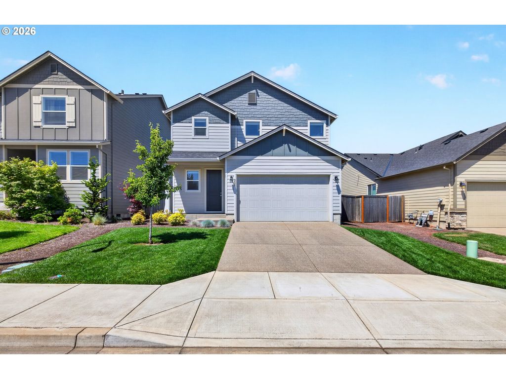 222 W 17TH St, Lafayette, OR 97127