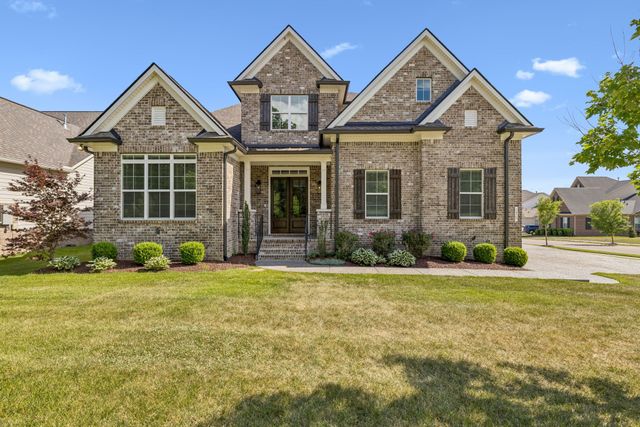 1429 Trumpet Lily Pl, Nolensville, TN 37135