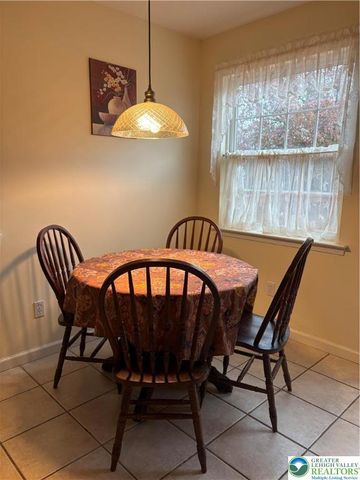 5619 Stonecroft Lane, Lower Macungie Twp, PA 18106