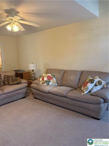 5619 Stonecroft Lane, Lower Macungie Twp, PA 18106