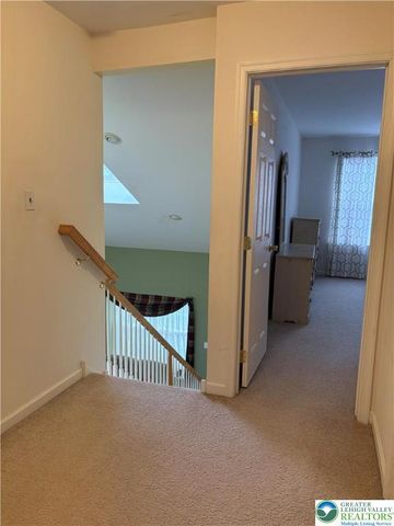 5619 Stonecroft Lane, Lower Macungie Twp, PA 18106