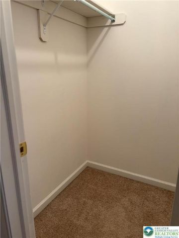 5619 Stonecroft Lane, Lower Macungie Twp, PA 18106