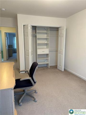 5619 Stonecroft Lane, Lower Macungie Twp, PA 18106