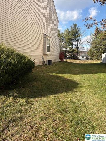 5619 Stonecroft Lane, Lower Macungie Twp, PA 18106