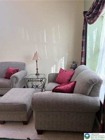 5619 Stonecroft Lane, Lower Macungie Twp, PA 18106