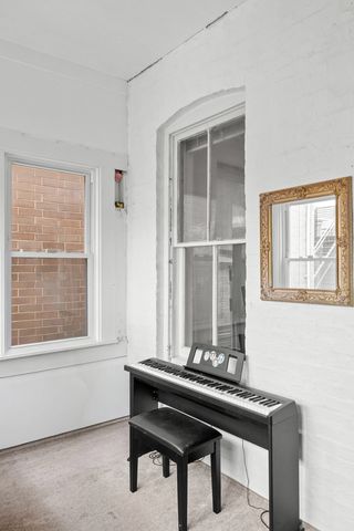 2024 W Superior Street, Chicago, IL 60612