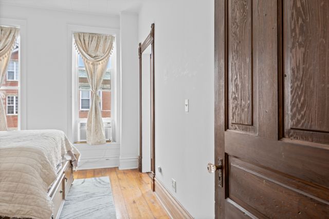 2024 W Superior Street, Chicago, IL 60612