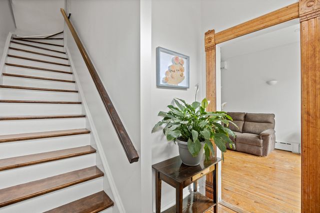 2024 W Superior Street, Chicago, IL 60612
