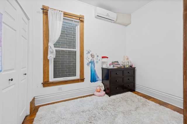 2024 W Superior Street, Chicago, IL 60612