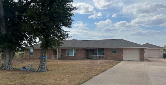 566 Schmidt Road, Sealy, TX 77474