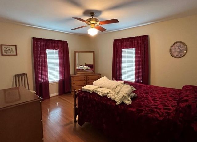 566 Schmidt Road, Sealy, TX 77474