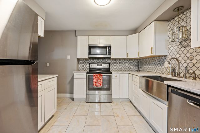 67 Woodside Circle 67, Torrington, CT 06790