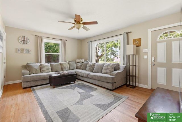 803 Terrace Avenue, Bellevue, NE 68005