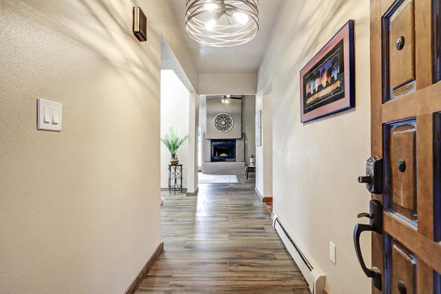 9211 Cascajo Drive NE, Albuquerque, NM 87111