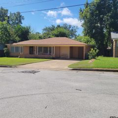 1515 E 6th Street, Tyler, TX 75701