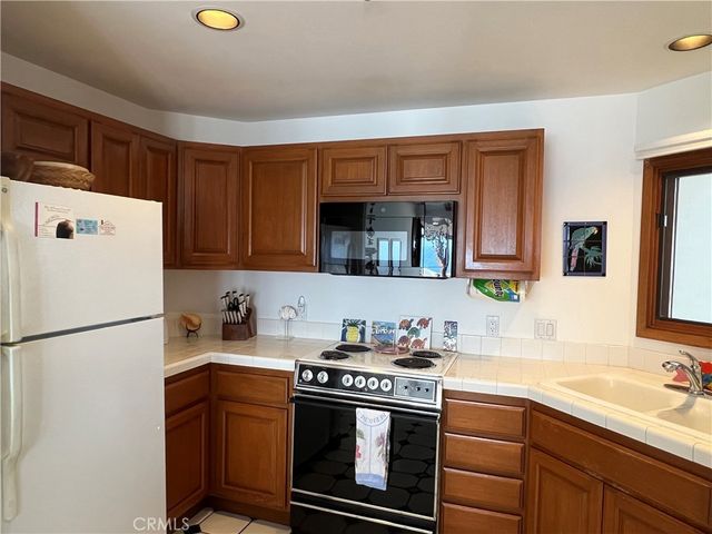 38 Camino De Flores, Avalon, CA 90704