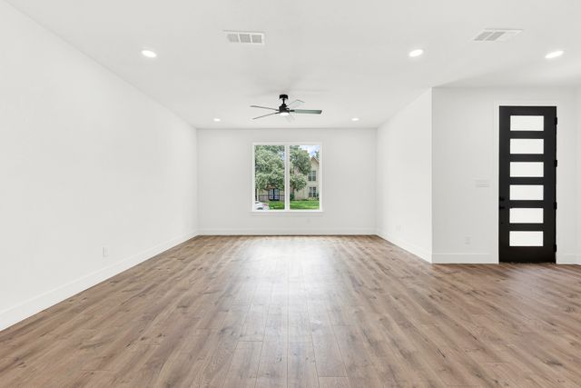 9471 Timberleaf Drive, Dallas, TX 75243