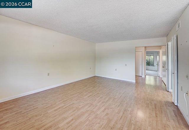 1400 Canyonwood Ct 6, Walnut Creek, CA 94595