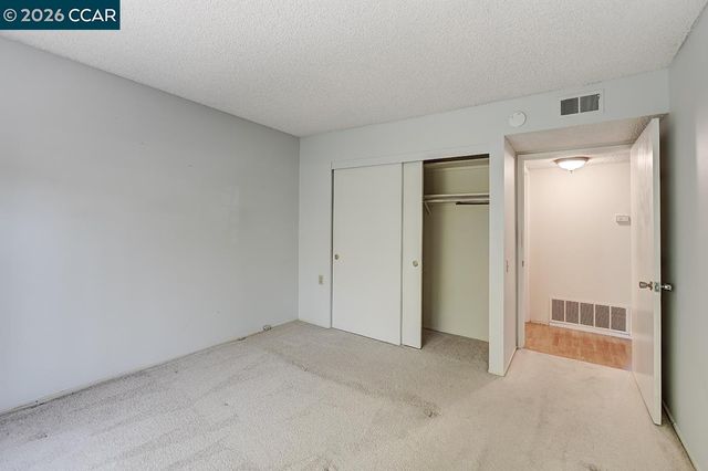 1400 Canyonwood Ct 6, Walnut Creek, CA 94595