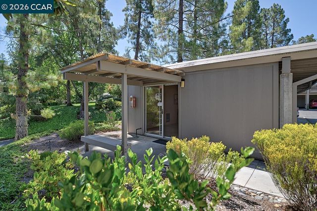 1400 Canyonwood Ct 6, Walnut Creek, CA 94595