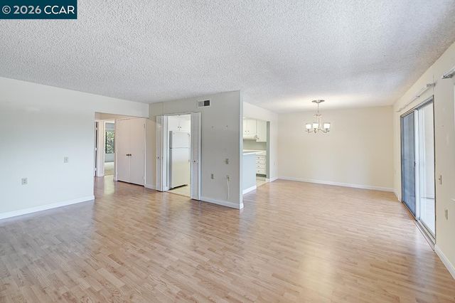 1400 Canyonwood Ct 6, Walnut Creek, CA 94595