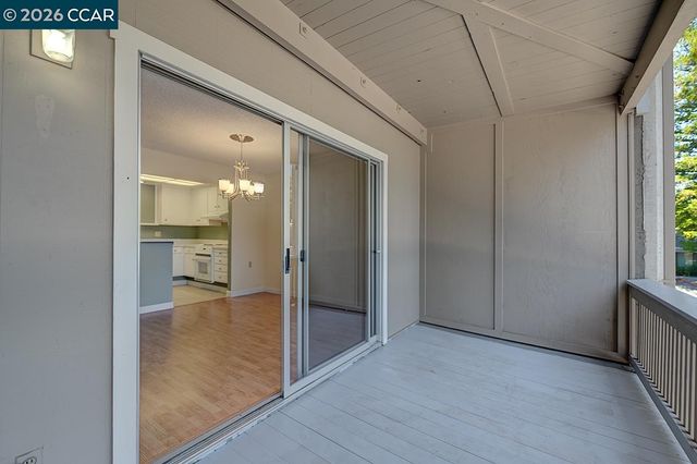 1400 Canyonwood Ct 6, Walnut Creek, CA 94595