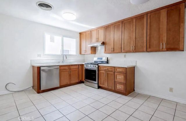 24033 Welby Way, West Hills, CA 91307