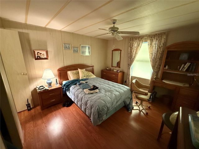 1532 W SCHWARTZ BOULEVARD, Lady Lake, FL 32159