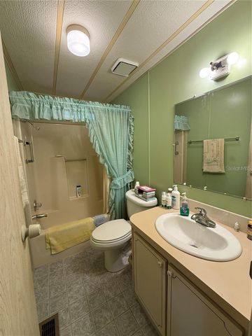 1532 W SCHWARTZ BOULEVARD, Lady Lake, FL 32159
