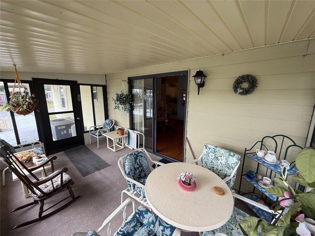 1532 W SCHWARTZ BOULEVARD, Lady Lake, FL 32159