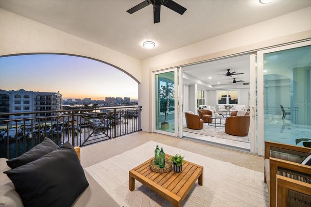 211 DOLPHIN POINT 501, Clearwater, FL 33767