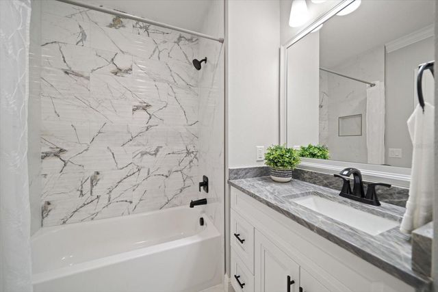 211 DOLPHIN POINT 501, Clearwater, FL 33767