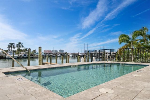 211 DOLPHIN POINT 501, Clearwater, FL 33767