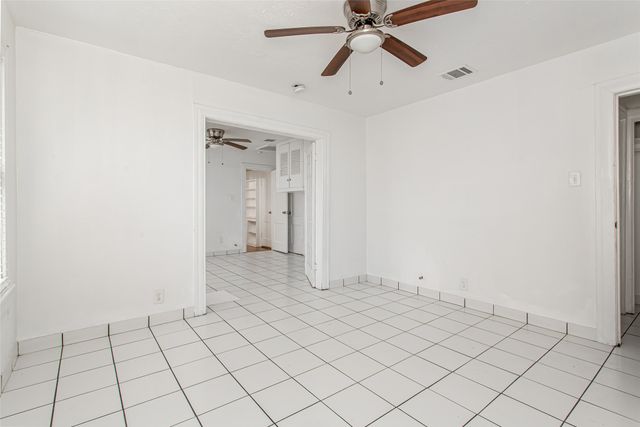 6112 Llano Avenue, Dallas, TX 75214