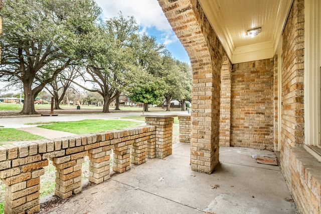 6112 Llano Avenue, Dallas, TX 75214