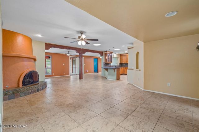 2721 N Dos Hombres Drive, Tucson, AZ 85715
