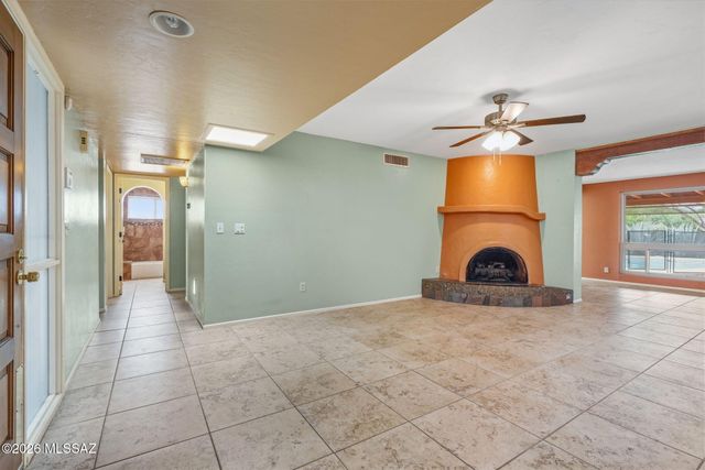 2721 N Dos Hombres Drive, Tucson, AZ 85715