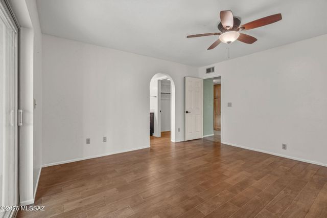 2721 N Dos Hombres Drive, Tucson, AZ 85715