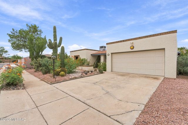 2721 N Dos Hombres Drive, Tucson, AZ 85715