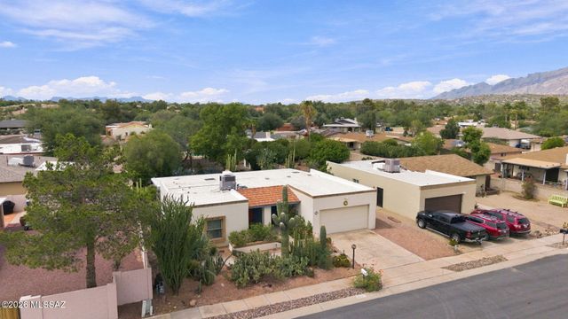 2721 N Dos Hombres Drive, Tucson, AZ 85715
