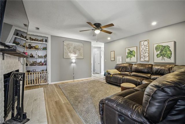 1448 S Eva BLVD, Chesapeake, VA 23320