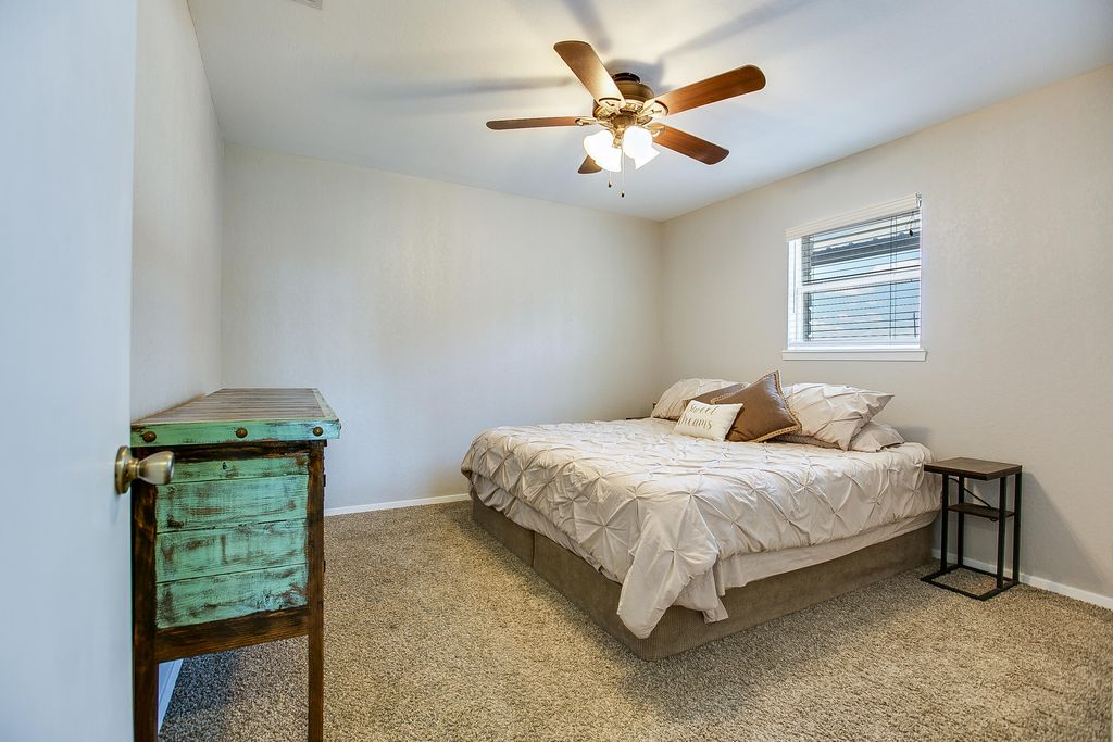 Image 18 of property listing at 725 Ranch To Market Road 584, San Angelo, TX 76904