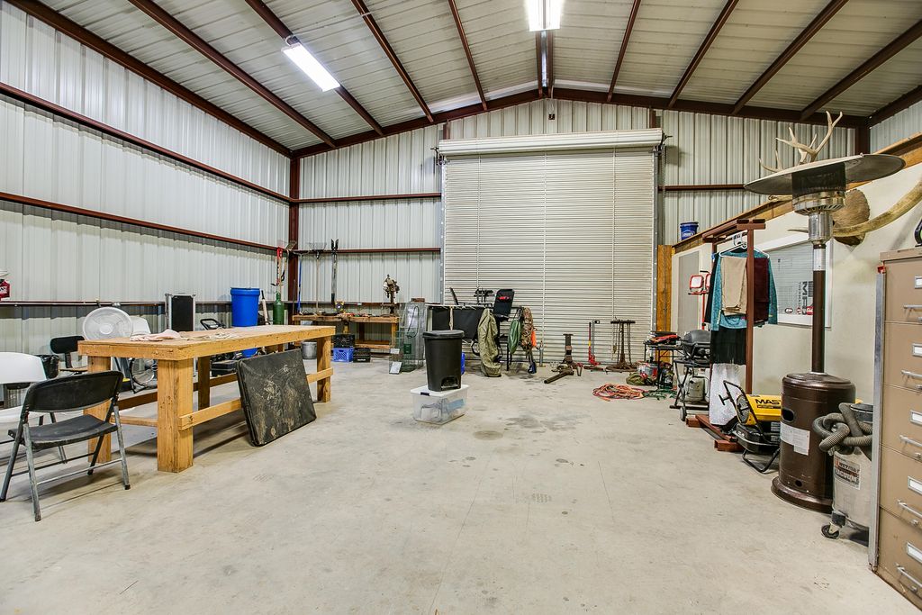 Image 45 of property listing at 725 Ranch To Market Road 584, San Angelo, TX 76904