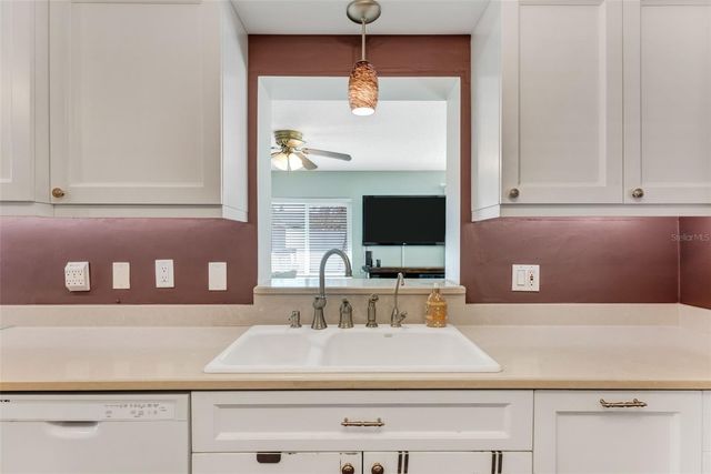 3067 KAPOK KOVE DRIVE, Clearwater, FL 33759