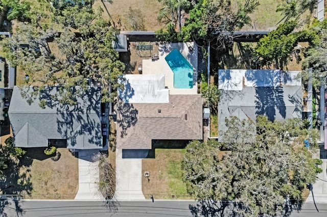 3067 KAPOK KOVE DRIVE, Clearwater, FL 33759