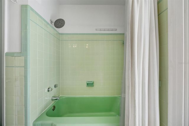 3067 KAPOK KOVE DRIVE, Clearwater, FL 33759