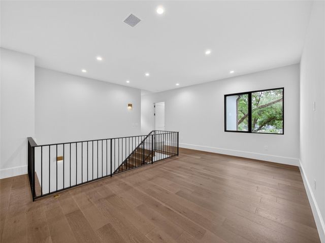 5 Scott Crescent, Austin, TX 78703