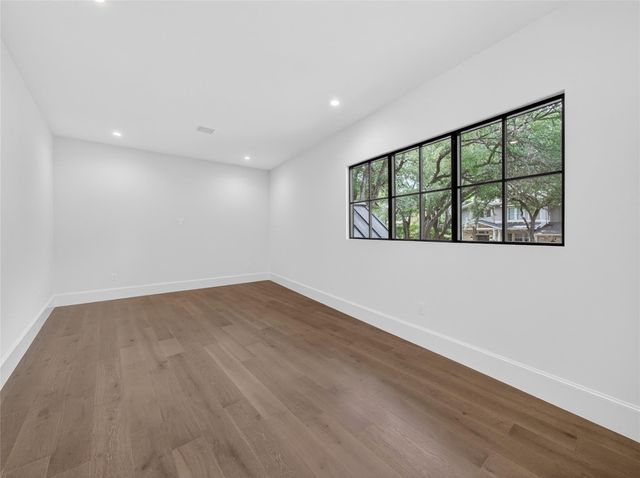 5 Scott Crescent, Austin, TX 78703