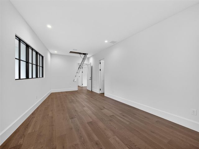 5 Scott Crescent, Austin, TX 78703