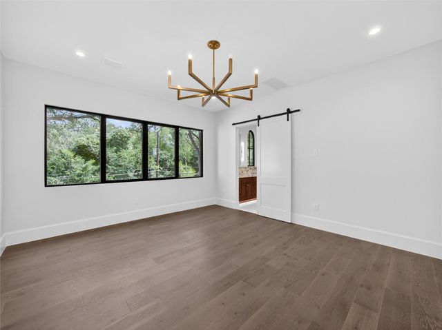 5 Scott Crescent, Austin, TX 78703